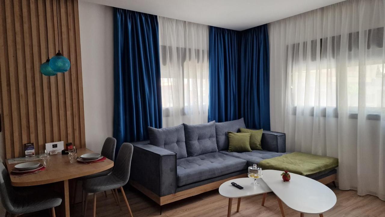 Magdalena Suite 4.0 Iraklion Buitenkant foto