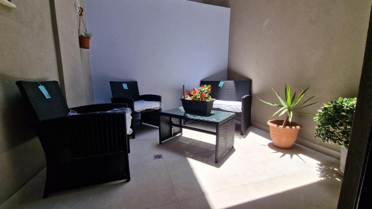 Magdalena Suite 4.0 Iraklion Buitenkant foto