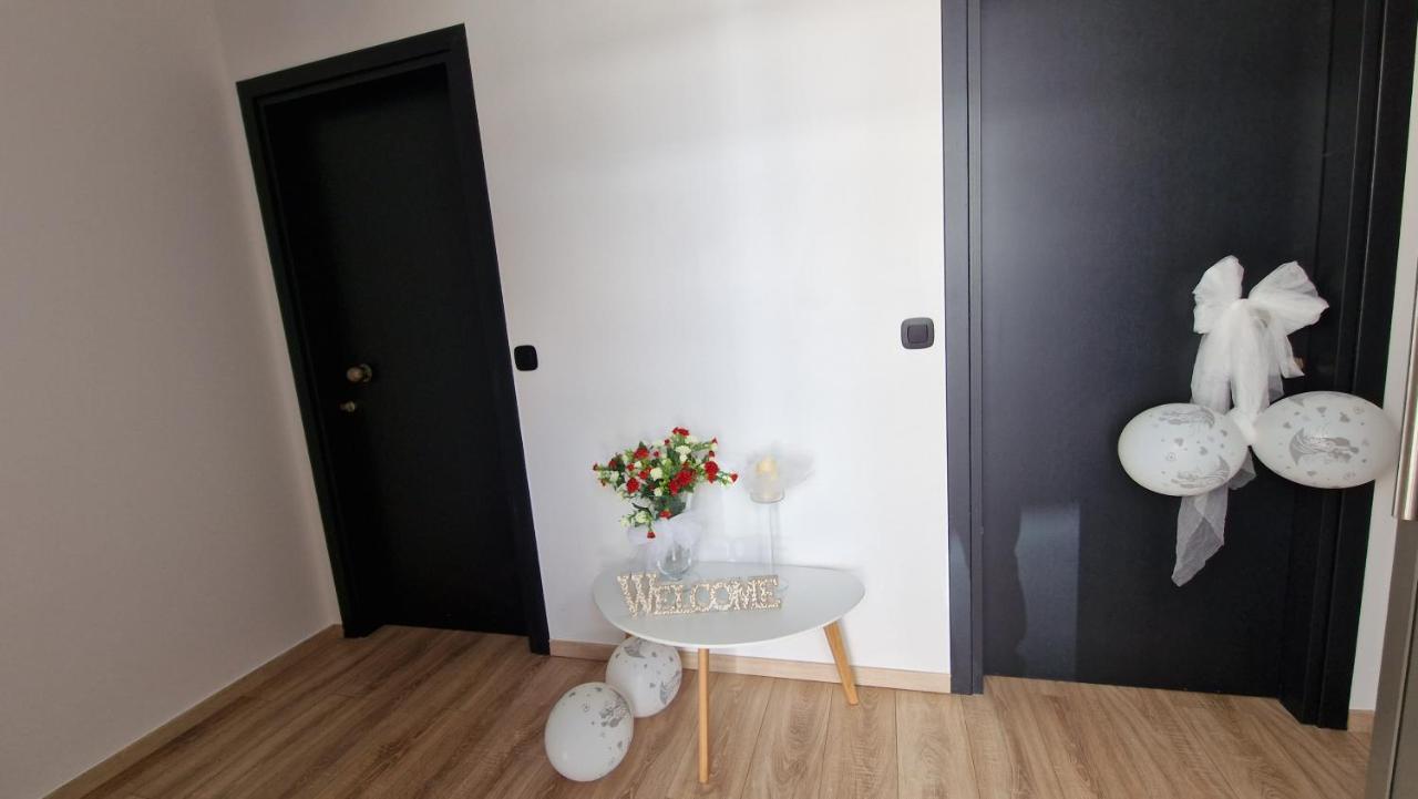 Magdalena Suite 4.0 Iraklion Buitenkant foto